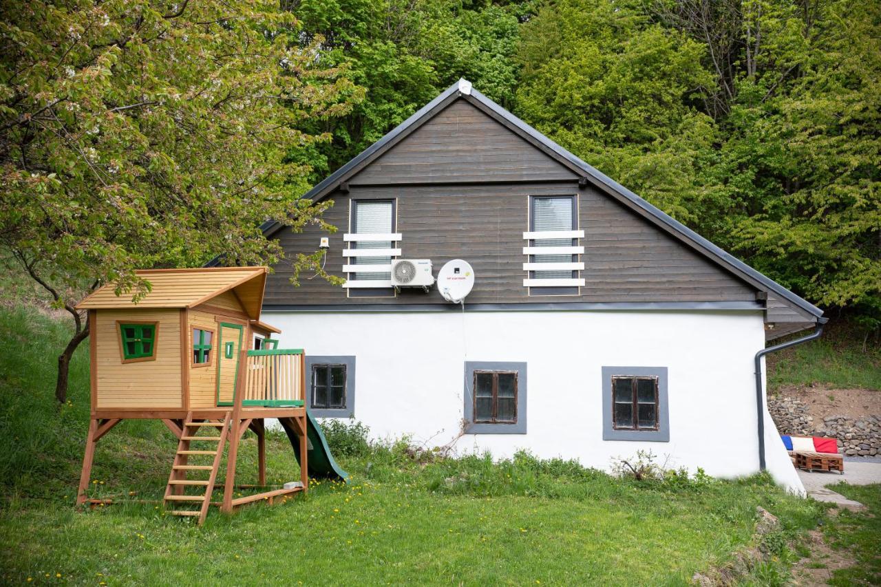 Apartmany Pod Klingerom Banska Stiavnica Bagian luar foto